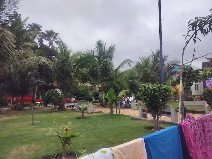 Parking Space in Sujayeendra guest house, 